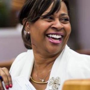 Meet your Posher, Valerie